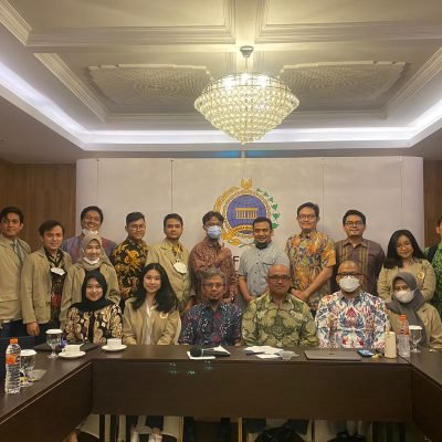 8cbaf0f2-be2e-4c8d-9b4d-1e034fd0084b